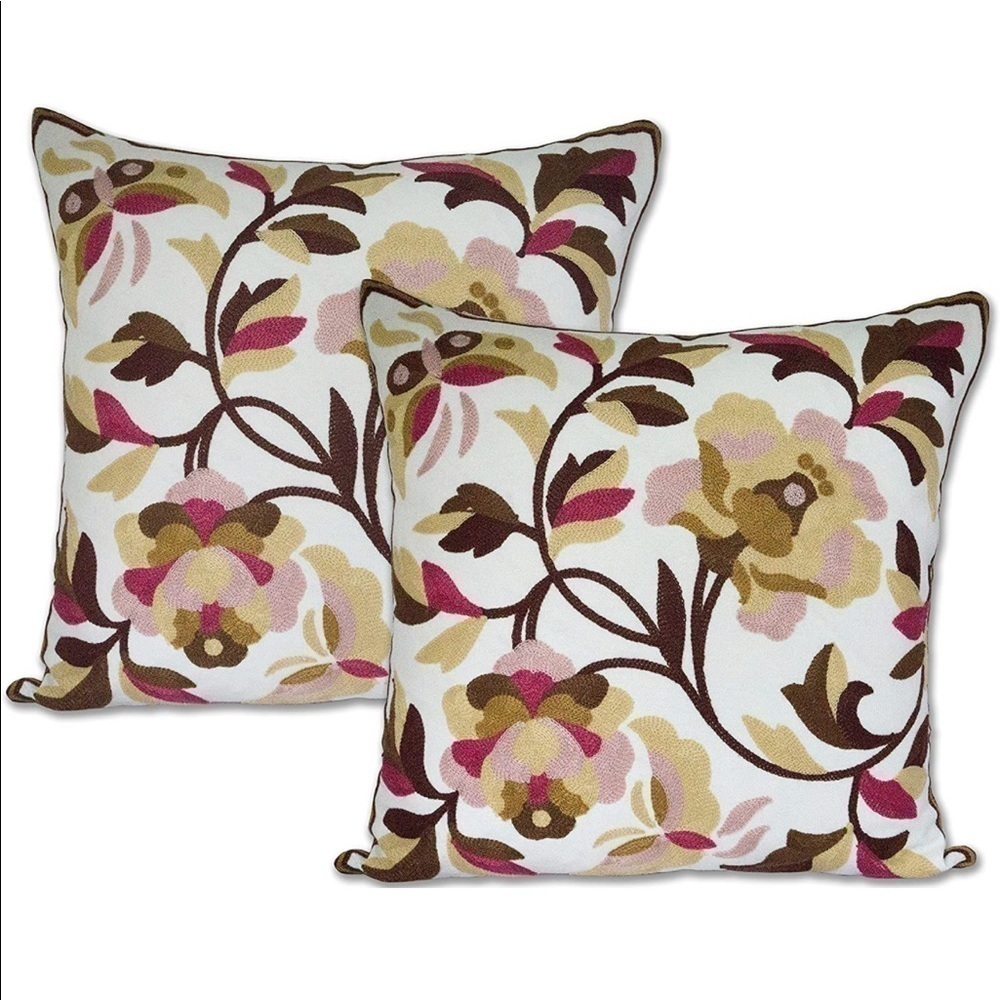 Brand New Set of 2 Embroidered Floral Decorative Throw Pillow Covers 18"x18"
